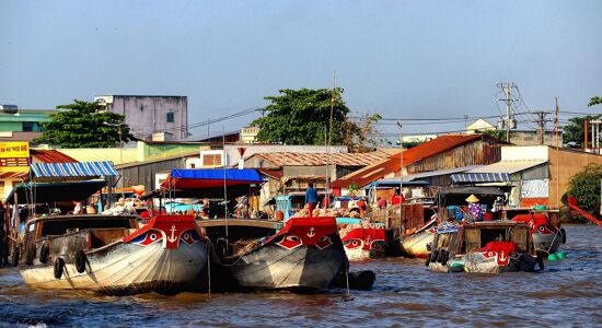Can Tho Floating Market and Bo